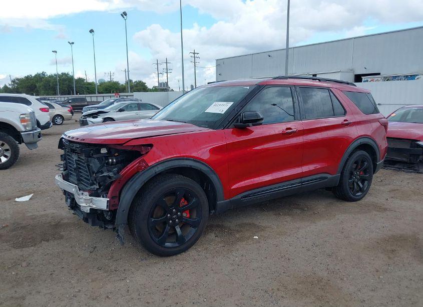 Photo 2 of 2020 Ford Explorer ST (VIN 1FM5K8GC0LGB04090)