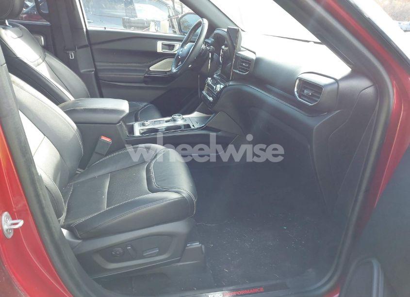 Photo 5 of 2022 Ford Explorer ST (VIN 1FM5K8GC0NGA60062)