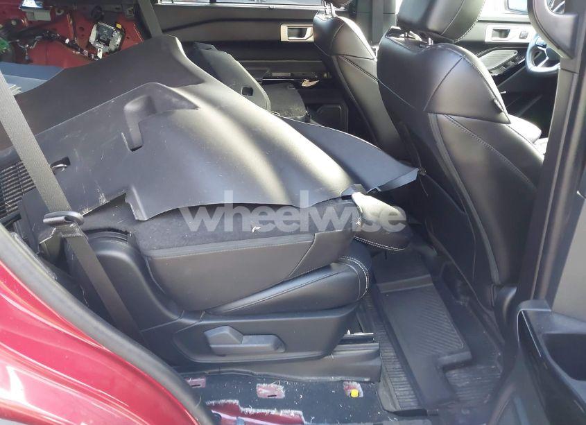 Photo 8 of 2022 Ford Explorer ST (VIN 1FM5K8GC0NGA60062)