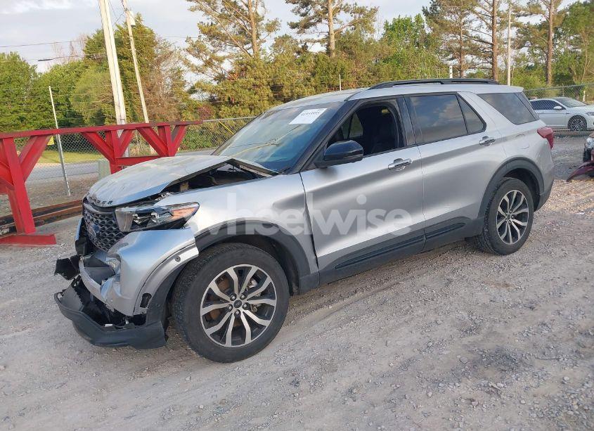 Photo 2 of 2020 Ford Explorer ST (VIN 1FM5K8GC1LGC22987)