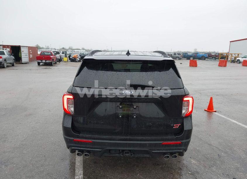Photo 15 of 2022 Ford Explorer ST (VIN 1FM5K8GC1NGA02610)