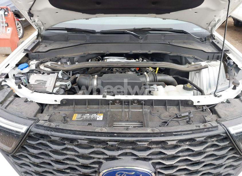 Photo 10 of 2023 Ford Explorer ST (VIN 1FM5K8GC1PGA09284)