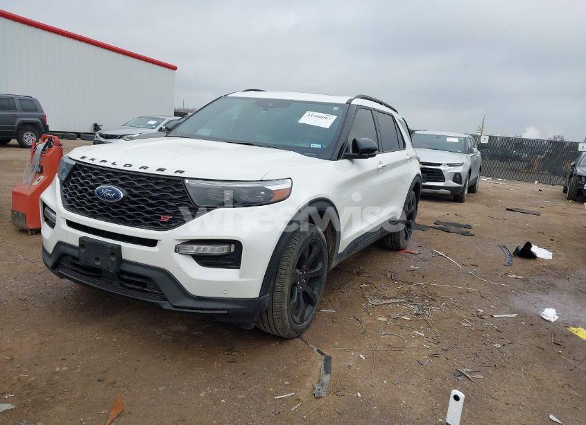 Photo 2 of 2023 Ford Explorer ST (VIN 1FM5K8GC1PGA09284)
