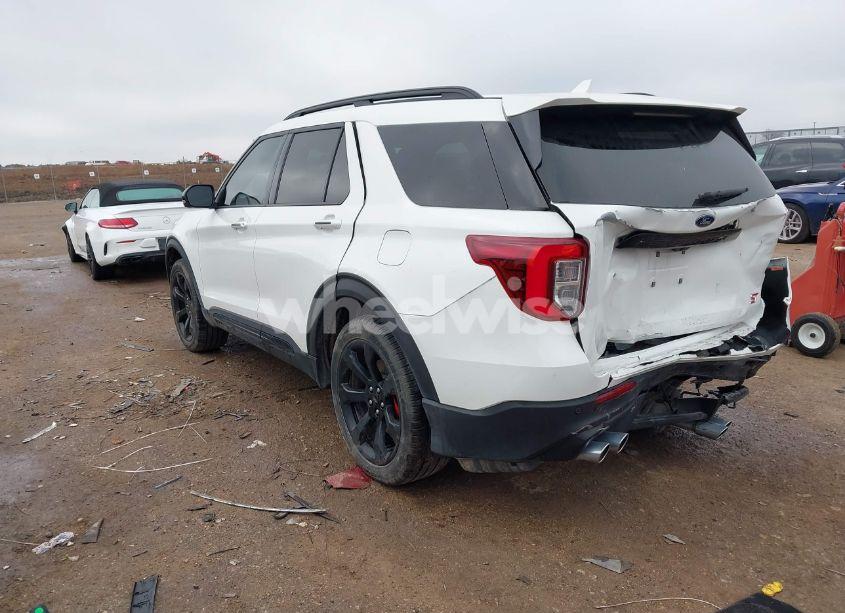 Photo 3 of 2023 Ford Explorer ST (VIN 1FM5K8GC1PGA09284)