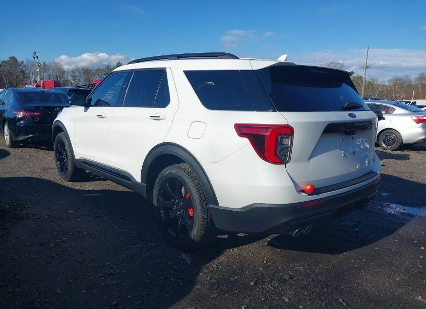 Photo 3 of 2023 Ford Explorer ST (VIN 1FM5K8GC1PGB81198)