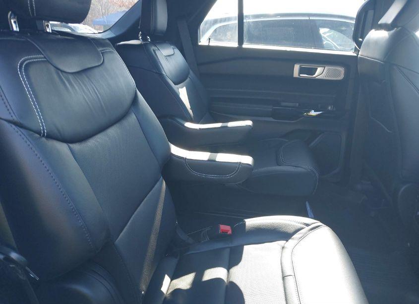Photo 8 of 2023 Ford Explorer ST (VIN 1FM5K8GC1PGB81198)