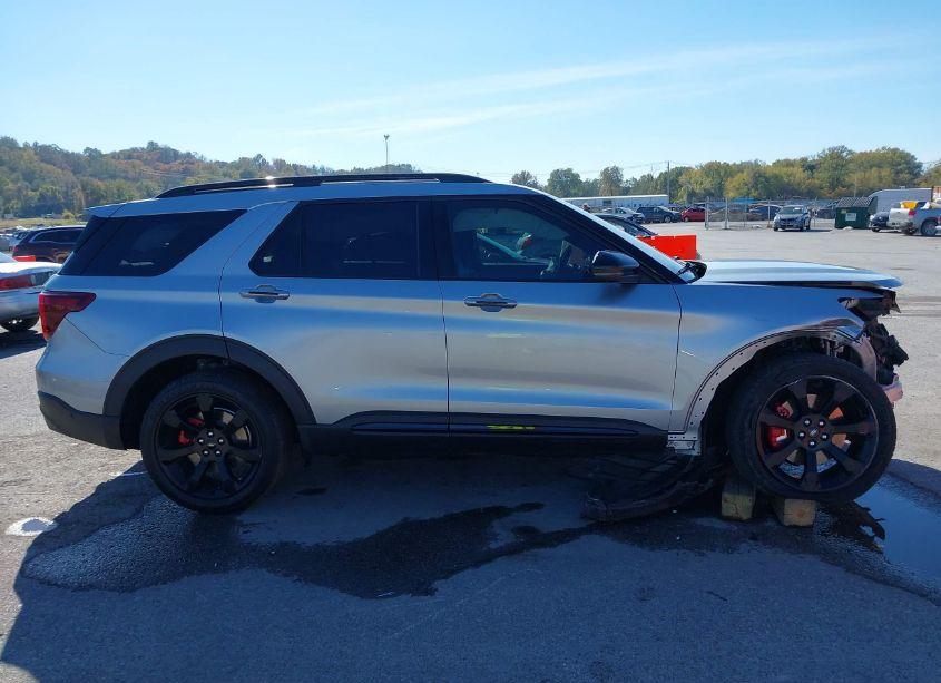 Photo 13 of 2020 Ford Explorer ST (VIN 1FM5K8GC2LGA05948)