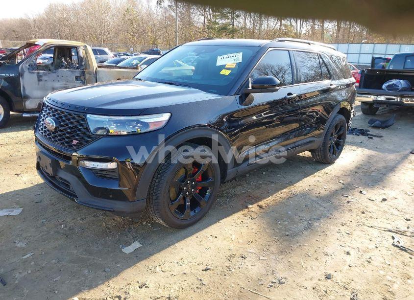 Photo 2 of 2023 Ford Explorer ST (VIN 1FM5K8GC2PGB06056)