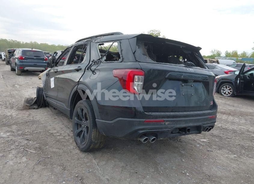 Photo 3 of 2020 Ford Explorer ST (VIN 1FM5K8GC3LGA90153)