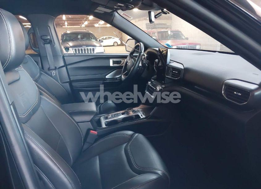 Photo 5 of 2021 Ford Explorer ST (VIN 1FM5K8GC3MGA10013)