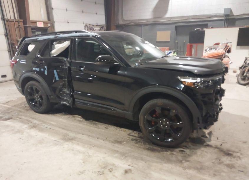 2022 Ford Explorer ST (VIN 1FM5K8GC3NGC04249) main photo