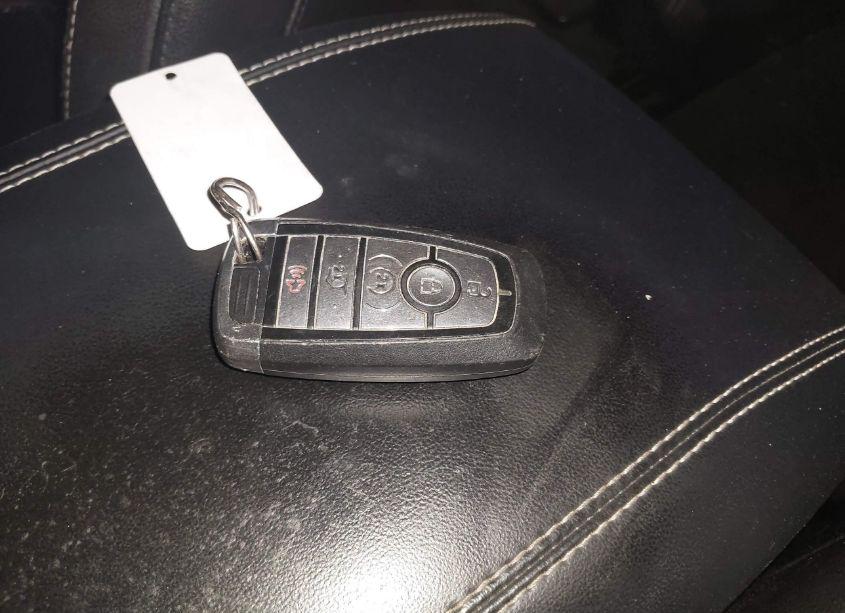 Photo 11 of 2022 Ford Explorer ST (VIN 1FM5K8GC3NGC04249)