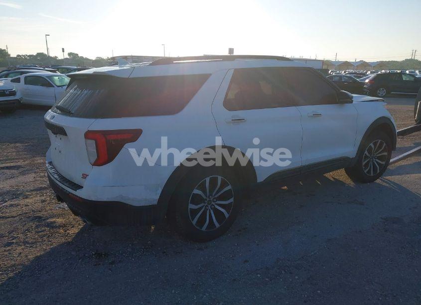 Photo 4 of 2020 Ford Explorer ST (VIN 1FM5K8GC4LGA11444)