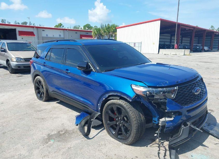 2020 Ford Explorer ST (VIN 1FM5K8GC4LGD20136) main photo
