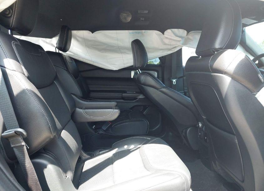 Photo 8 of 2020 Ford Explorer ST (VIN 1FM5K8GC4LGD20136)