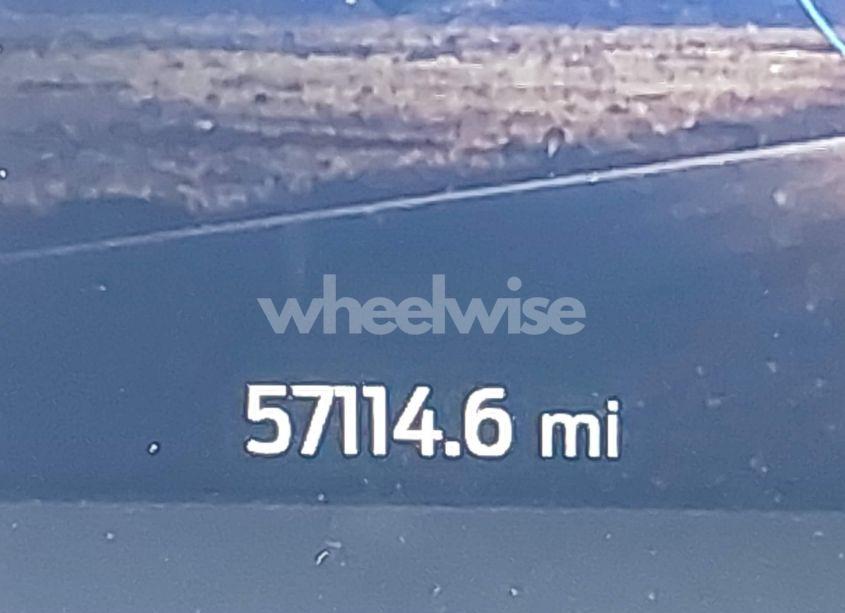 Photo 16 of 2021 Ford Explorer ST (VIN 1FM5K8GC4MGA72066)