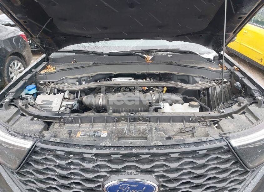 Photo 10 of 2021 Ford Explorer ST (VIN 1FM5K8GC4MGB63516)