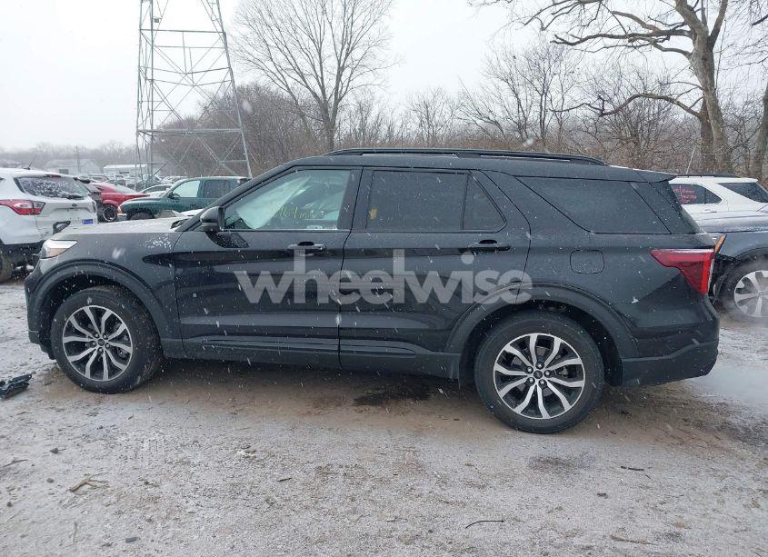 Photo 14 of 2021 Ford Explorer ST (VIN 1FM5K8GC4MGB63516)