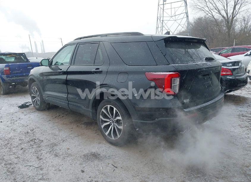 Photo 3 of 2021 Ford Explorer ST (VIN 1FM5K8GC4MGB63516)