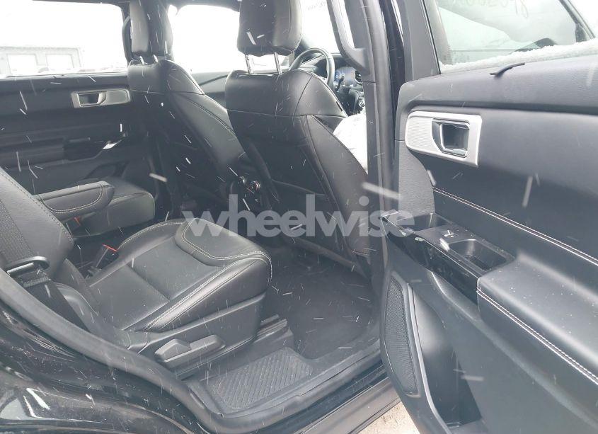 Photo 8 of 2021 Ford Explorer ST (VIN 1FM5K8GC4MGB63516)