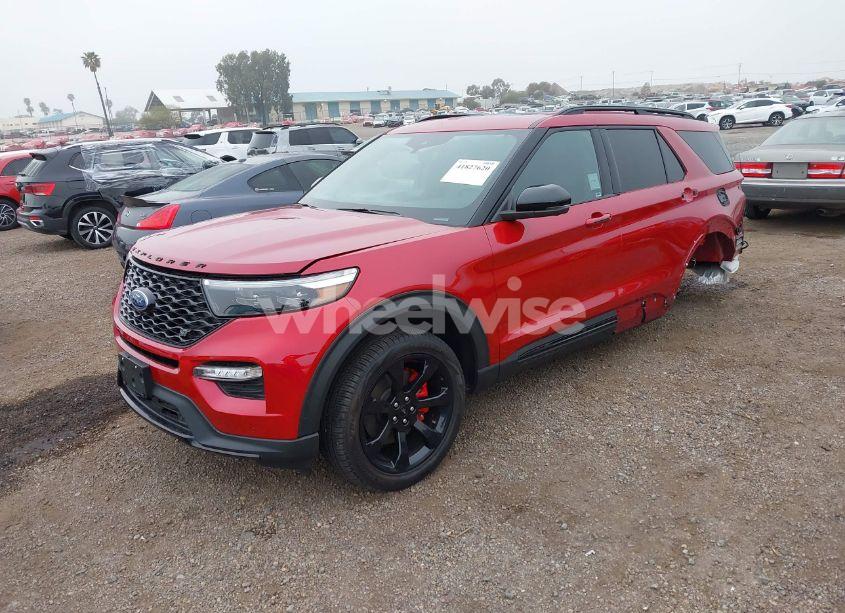 Photo 2 of 2023 Ford Explorer ST (VIN 1FM5K8GC4PGA77112)