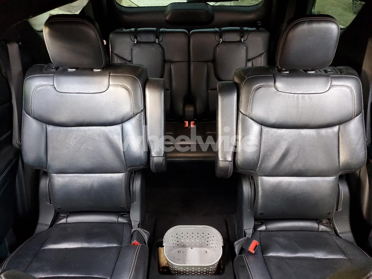 Photo 10 of 2020 FORD EXPLORER ST (VIN 1FM5K8GC5LGB06028)