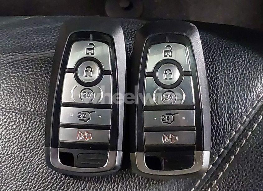 Photo 11 of 2020 Ford Explorer ST (VIN 1FM5K8GC5LGB55780)