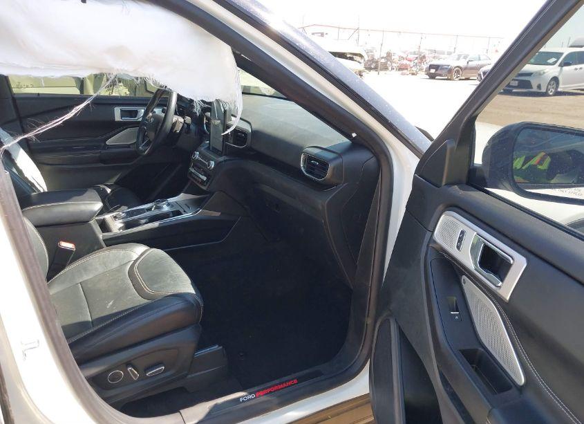 Photo 5 of 2020 Ford Explorer ST (VIN 1FM5K8GC5LGC28372)