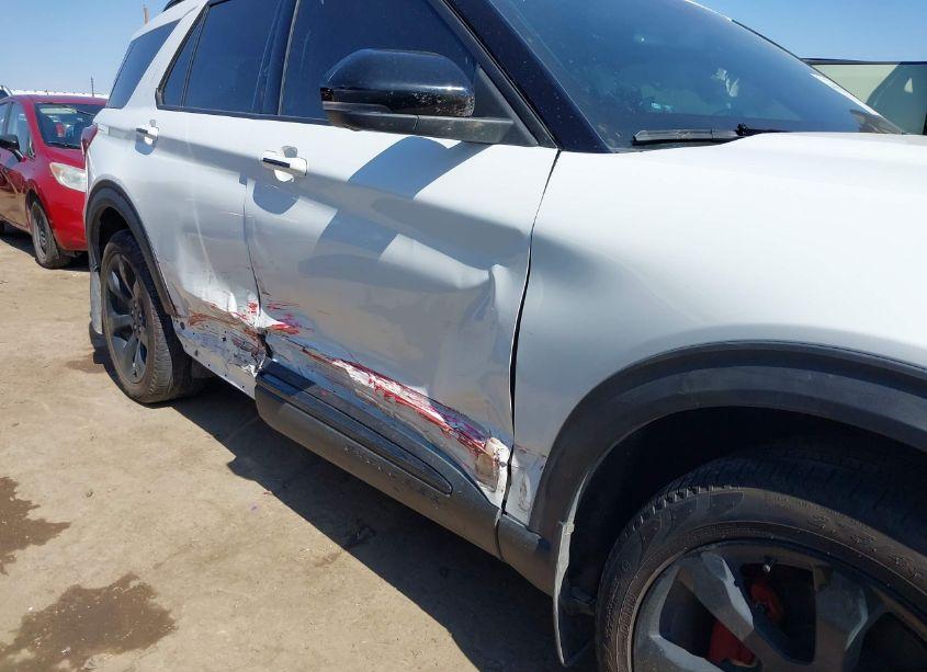 Photo 6 of 2020 Ford Explorer ST (VIN 1FM5K8GC5LGC28372)