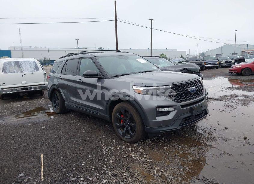 2021 Ford Explorer ST (VIN 1FM5K8GC5MGC12741) main photo