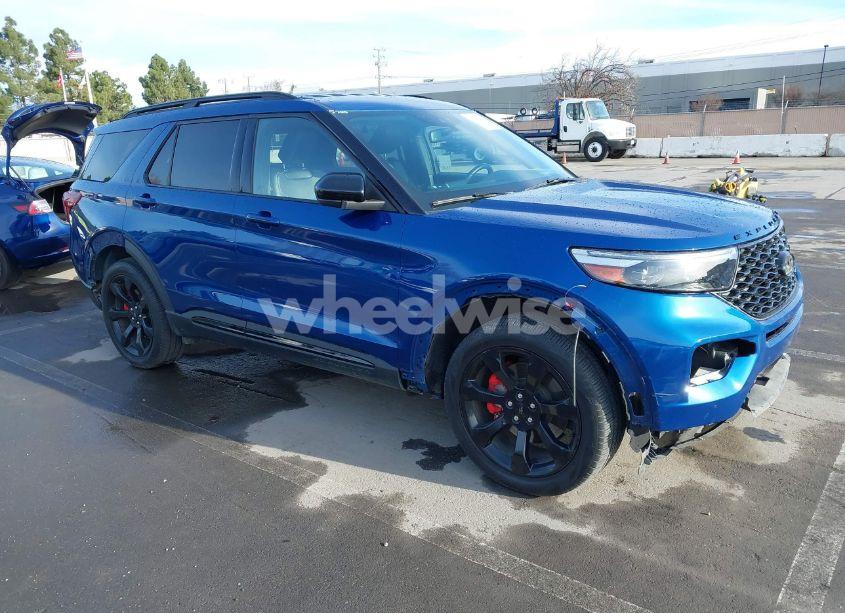 2022 Ford Explorer ST (VIN 1FM5K8GC5NGB35452) main photo