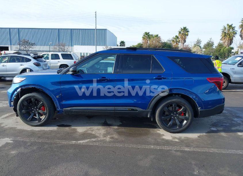 Photo 15 of 2022 Ford Explorer ST (VIN 1FM5K8GC5NGB35452)