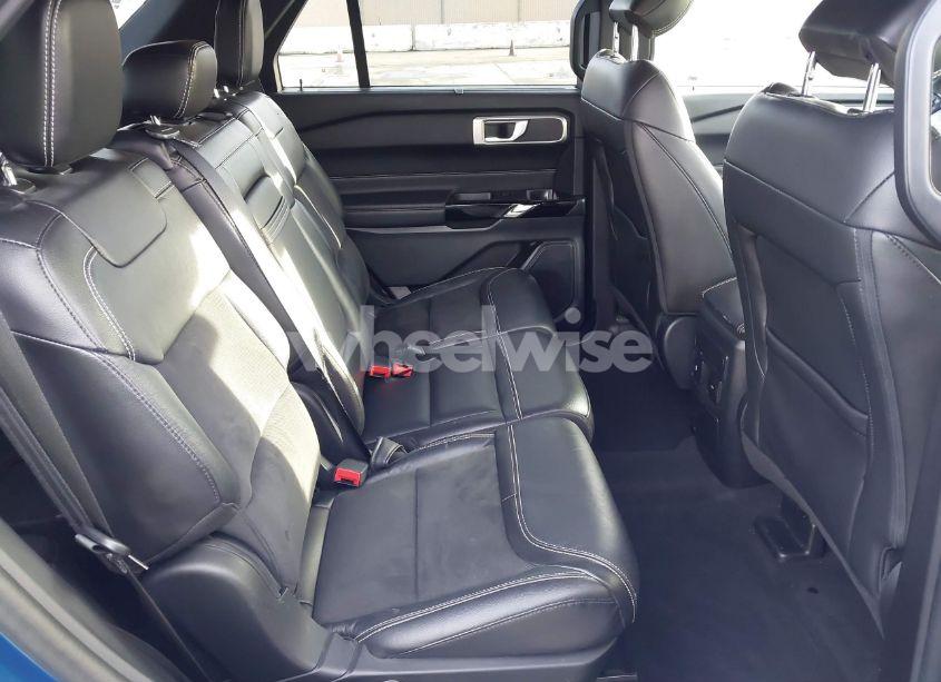 Photo 8 of 2022 Ford Explorer ST (VIN 1FM5K8GC5NGB35452)