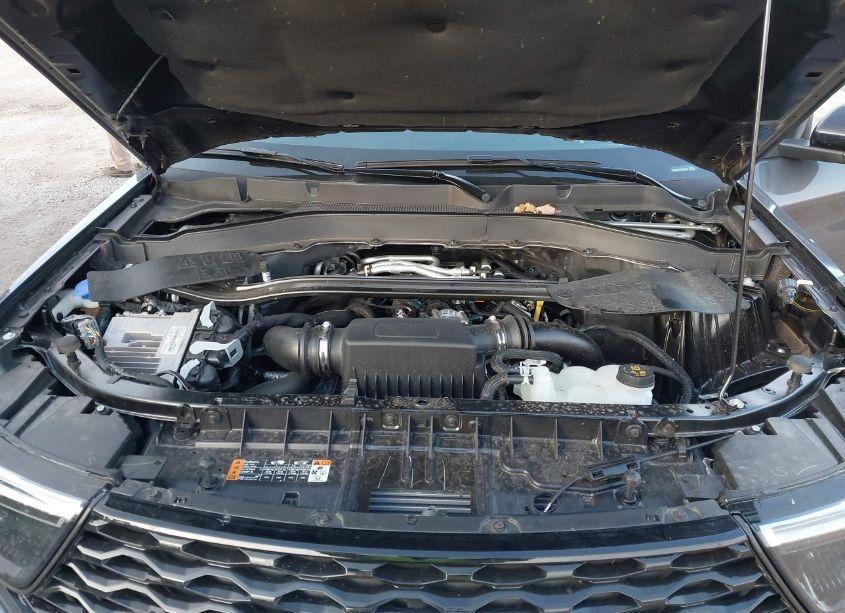 Photo 10 of 2023 Ford Explorer ST (VIN 1FM5K8GC5PGB93595)