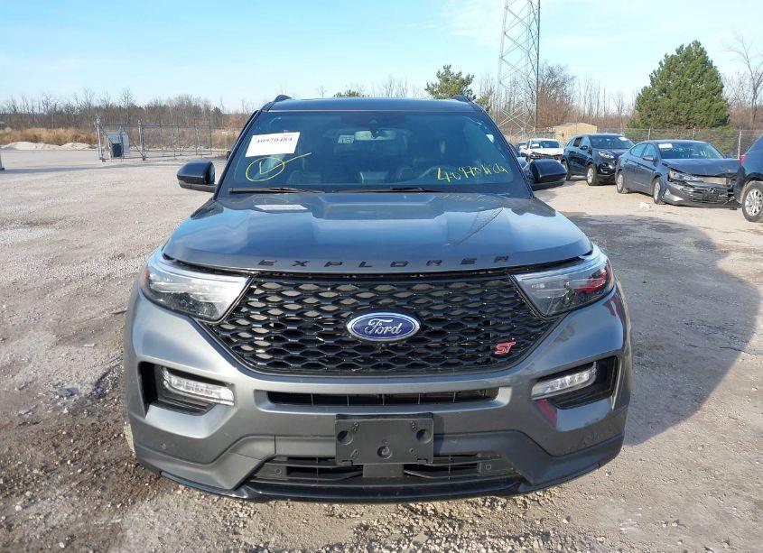 Photo 12 of 2023 Ford Explorer ST (VIN 1FM5K8GC5PGB93595)