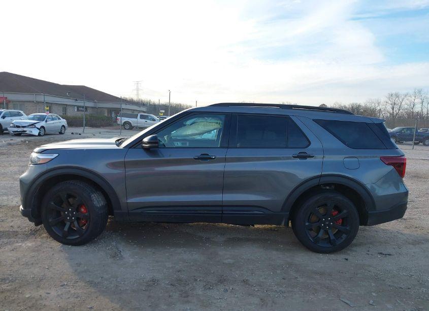 Photo 14 of 2023 Ford Explorer ST (VIN 1FM5K8GC5PGB93595)