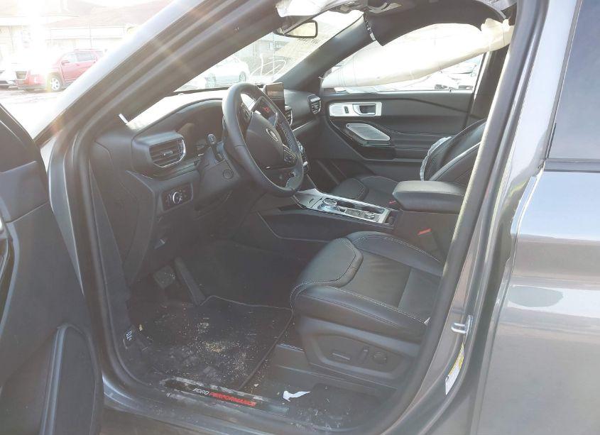 Photo 5 of 2023 Ford Explorer ST (VIN 1FM5K8GC5PGB93595)