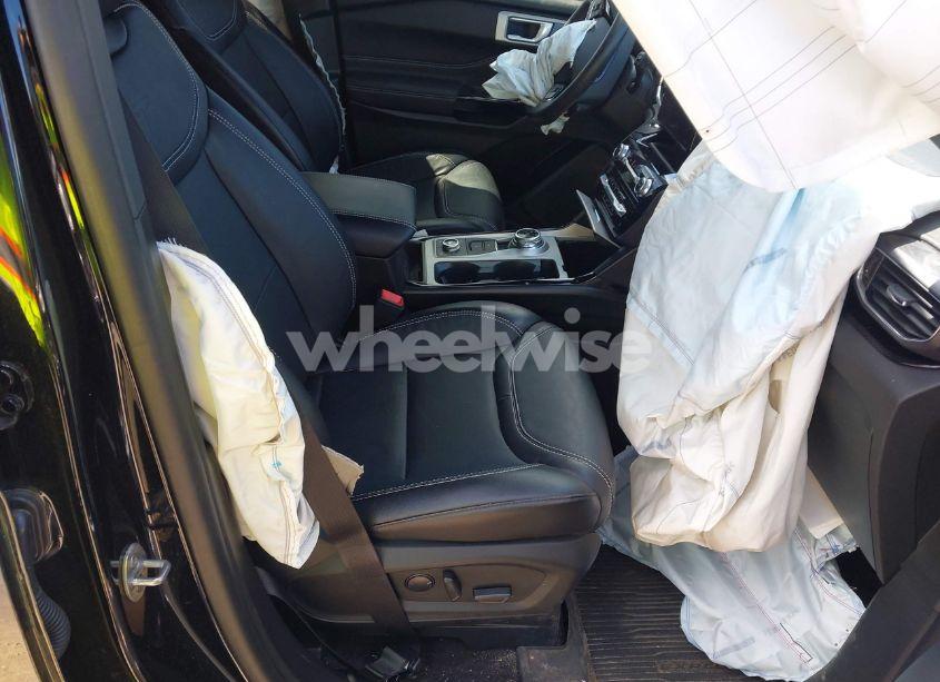 Photo 5 of 2023 Ford Explorer ST (VIN 1FM5K8GC5PGC23257)