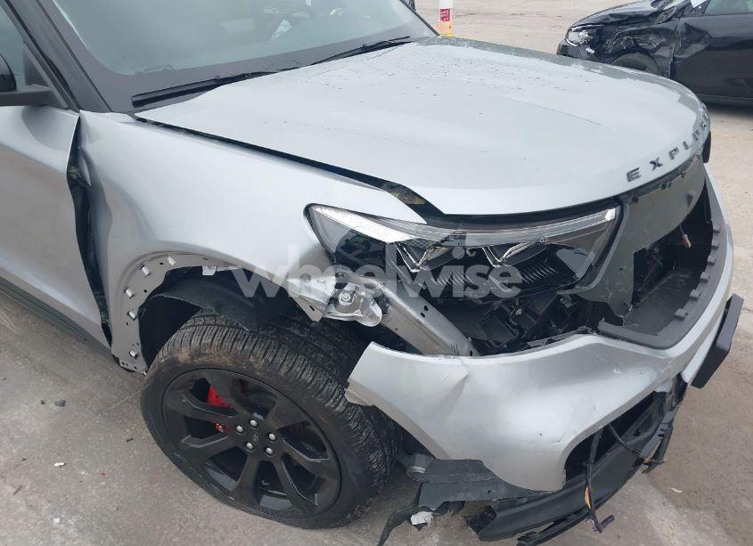 Photo 6 of 2024 Ford Explorer ST (VIN 1FM5K8GC5RGA15236)