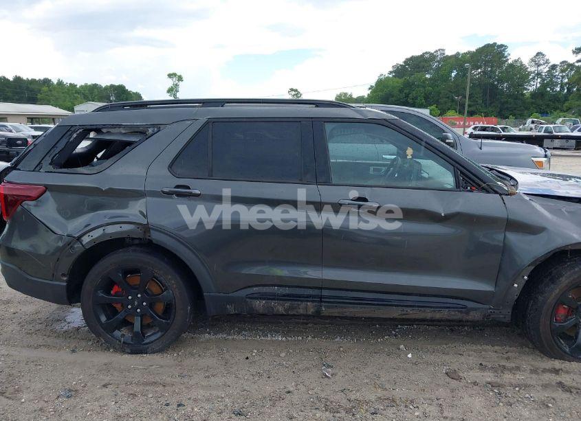 Photo 13 of 2020 Ford Explorer ST (VIN 1FM5K8GC6LGA22803)