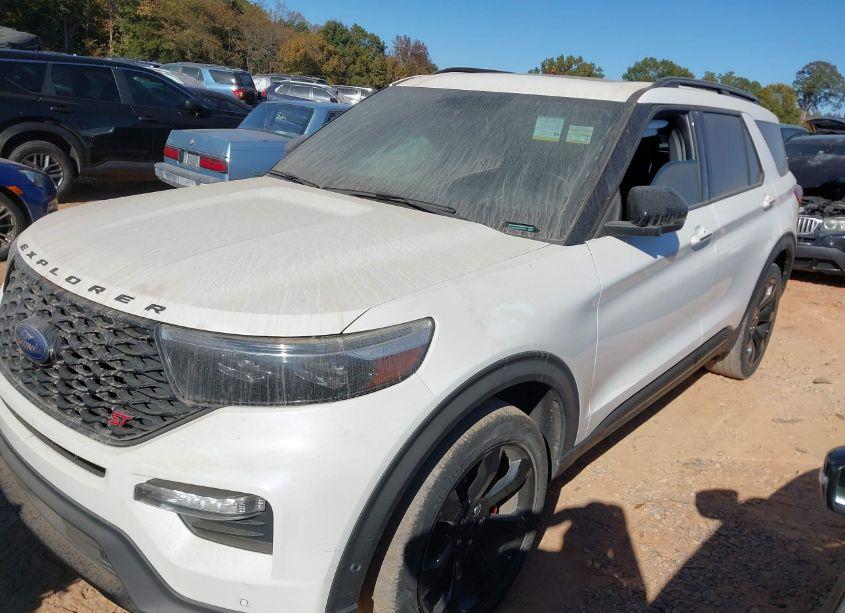 Photo 2 of 2020 Ford Explorer ST (VIN 1FM5K8GC6LGA36541)