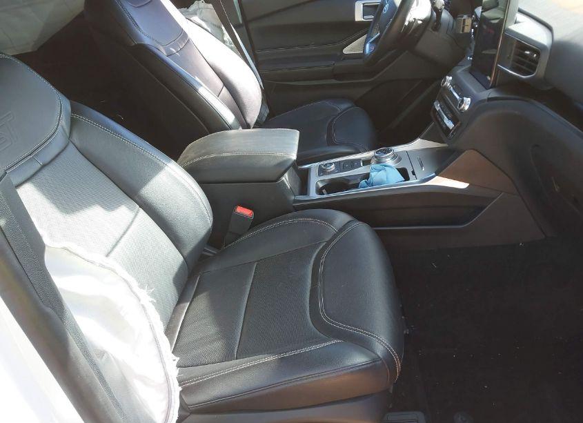 Photo 5 of 2020 Ford Explorer ST (VIN 1FM5K8GC6LGA36541)
