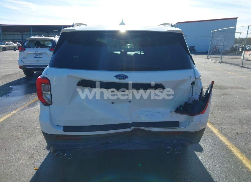 Photo 16 of 2021 Ford Explorer ST (VIN 1FM5K8GC6MGB27973)