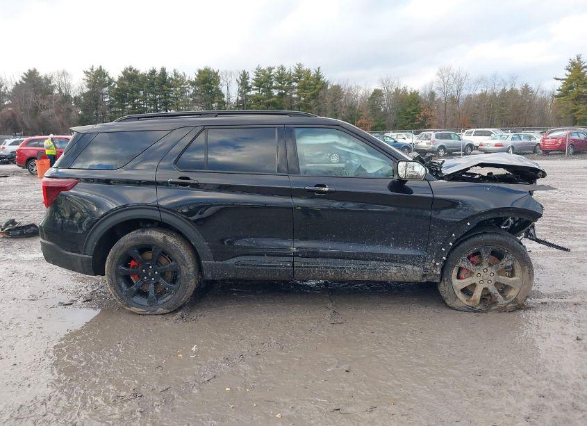 Photo 13 of 2023 Ford Explorer ST (VIN 1FM5K8GC6PGB73775)