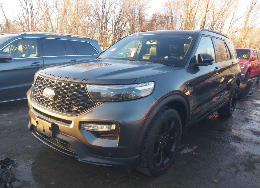 Photo 2 of 2020 Ford Explorer ST (VIN 1FM5K8GC7LGC50101)