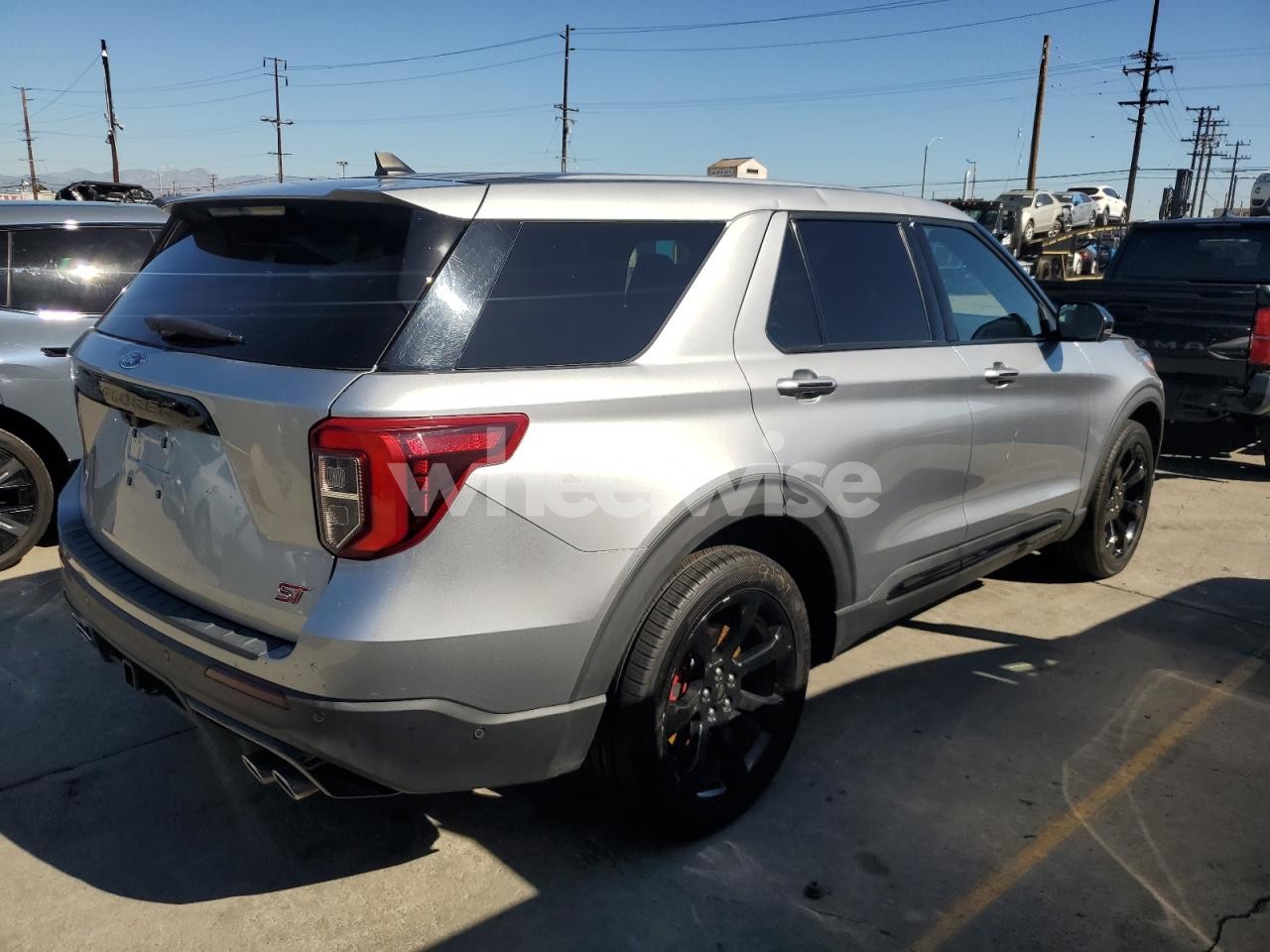 Photo 3 of 2021 FORD EXPLORER ST (VIN 1FM5K8GC7MGA63376)
