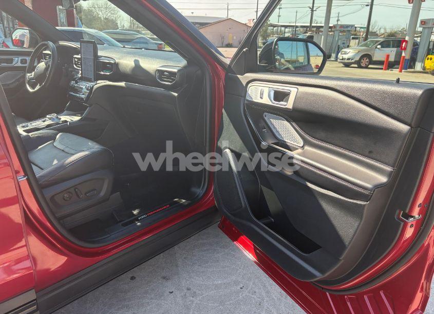 Photo 14 of 2021 Ford Explorer ST (VIN 1FM5K8GC7MGA95647)