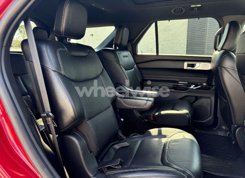 Photo 8 of 2021 Ford Explorer ST (VIN 1FM5K8GC7MGA95647)