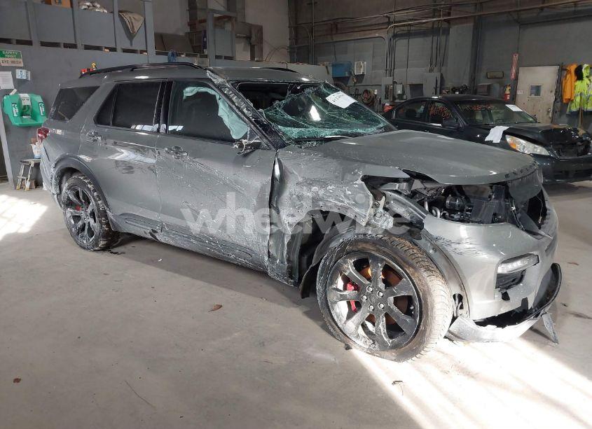 2020 Ford Explorer ST (VIN 1FM5K8GC8LGB03639) main photo