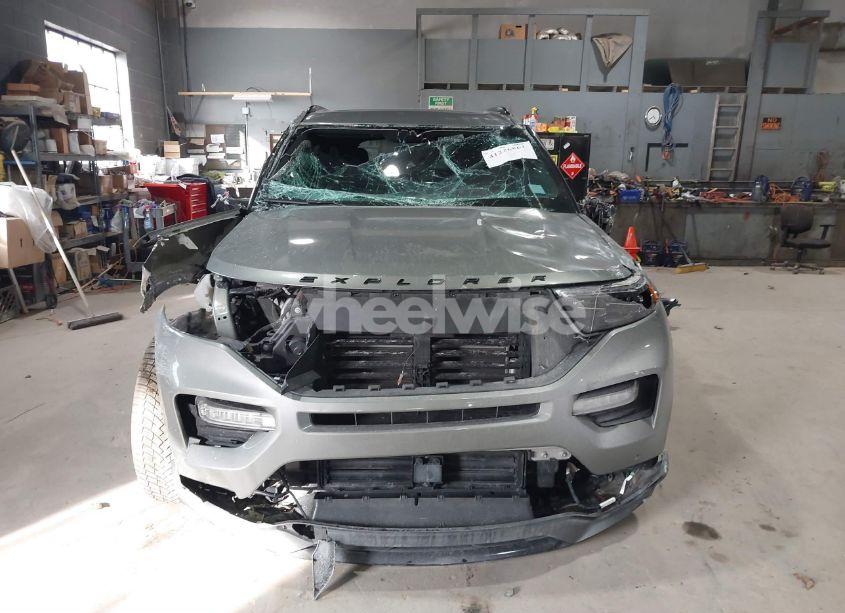 Photo 12 of 2020 Ford Explorer ST (VIN 1FM5K8GC8LGB03639)